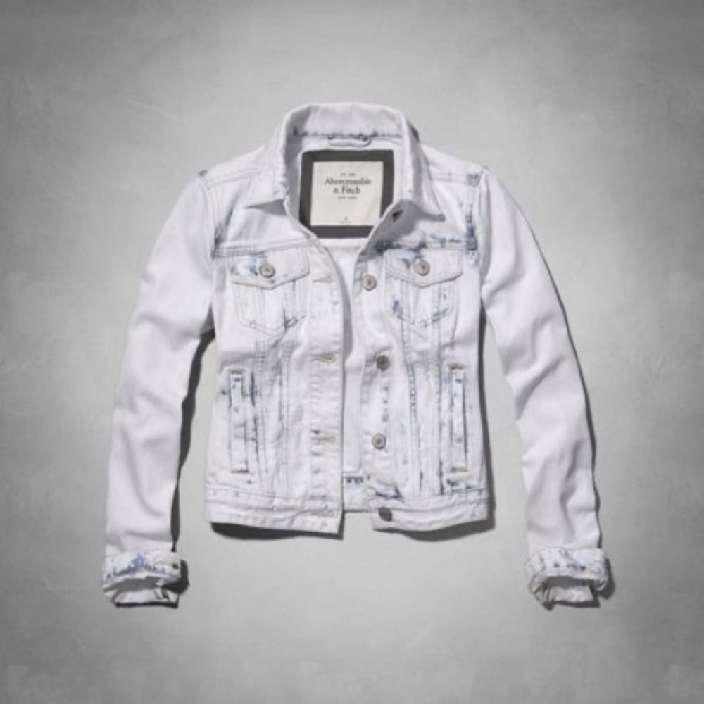Abercrombie & Fitch Bleach Denim Destroyed Jean Jacket Small